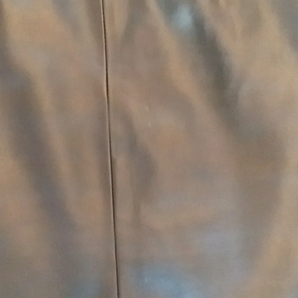 Wilson's Black Leather Skirt - Picture 3 of 8
